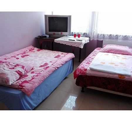 Apartamento Pokoje do wynajęcia Stąporków Exterior foto